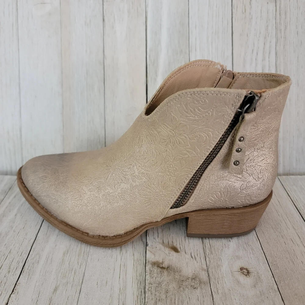 50% OFF SALE-GYPSY JAZZ- DIVINE TOOLED NUDE BOOTIES - Picture 2 of 8